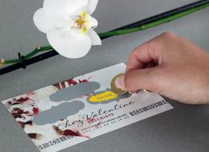 
	La carte-jeu

	8,5 x 5,4 cm / 10 x 15 cm / 10 x 21 cm

	Carte-jeu // Flyer promotionnel // Mailing

	
		
			
				
					 A partir de 100 ex.
				
					Supports
				
					300 [......]